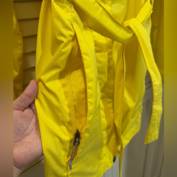 Columbia Women's Pardon My Trench Rain Jacket - Picture 8 of 12